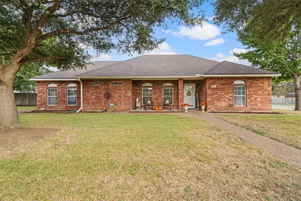 901 Dogwood Street, Robinson, TX 76706