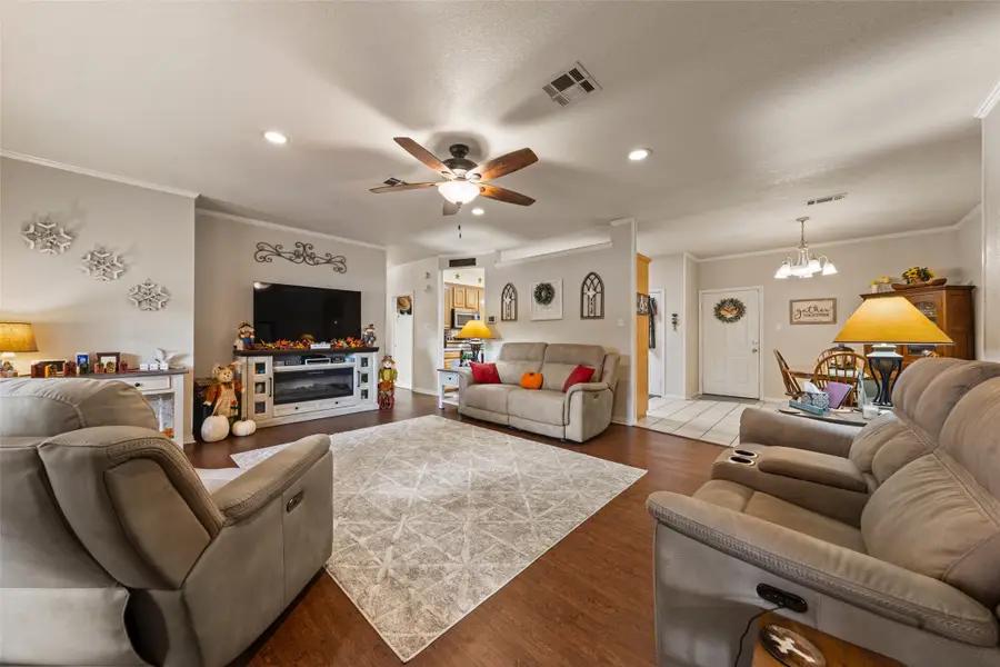 901 Dogwood Street, Robinson, TX 76706 - #3