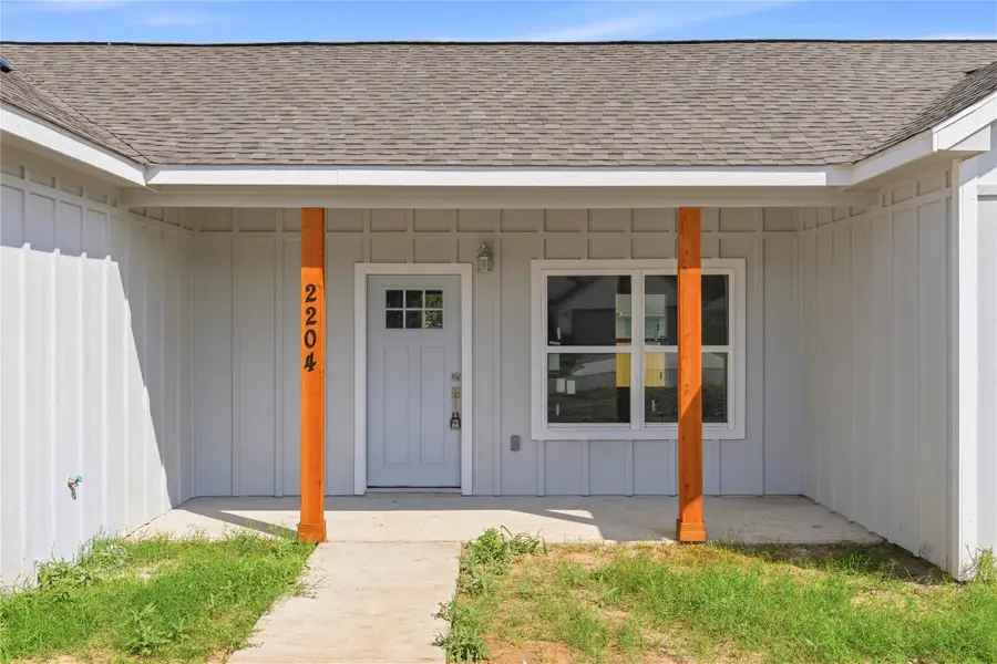 2204 Brooke Lane, Brownwood, TX 76801 - #2