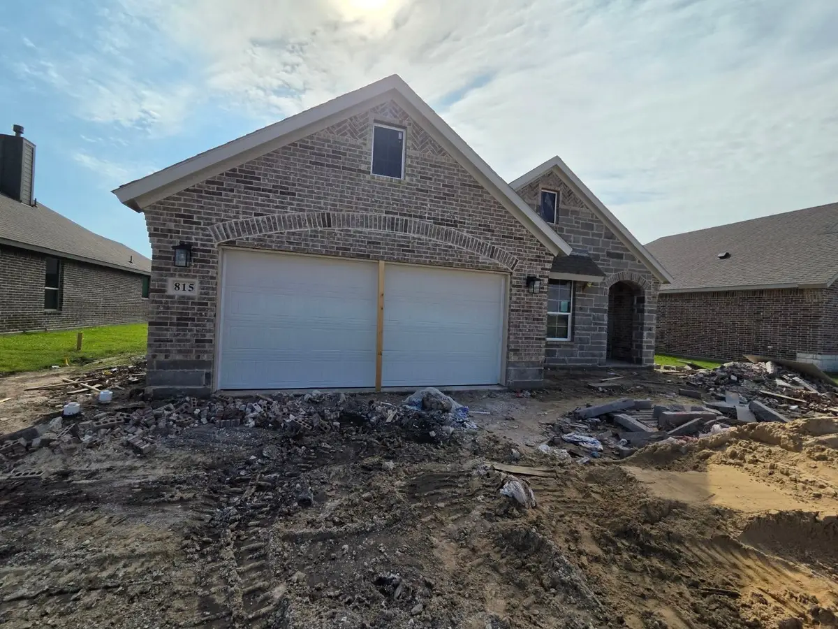 815 Silverleaf Drive, Ennis, TX 75119 - #1