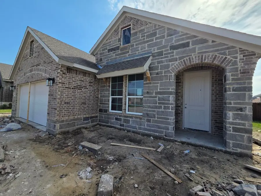 815 Silverleaf Drive, Ennis, TX 75119 - #3