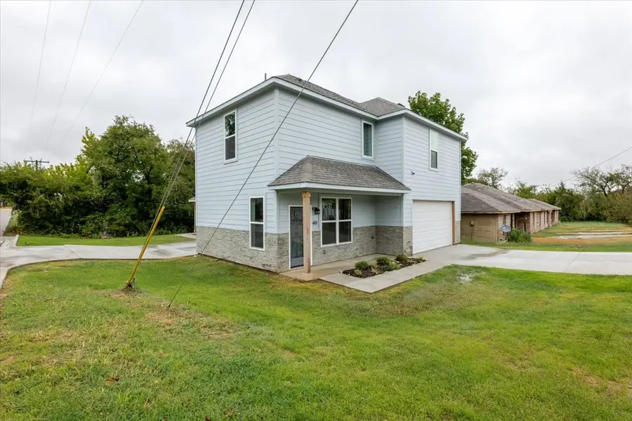 806 N Cates Street, Decatur, TX 76234 - #2