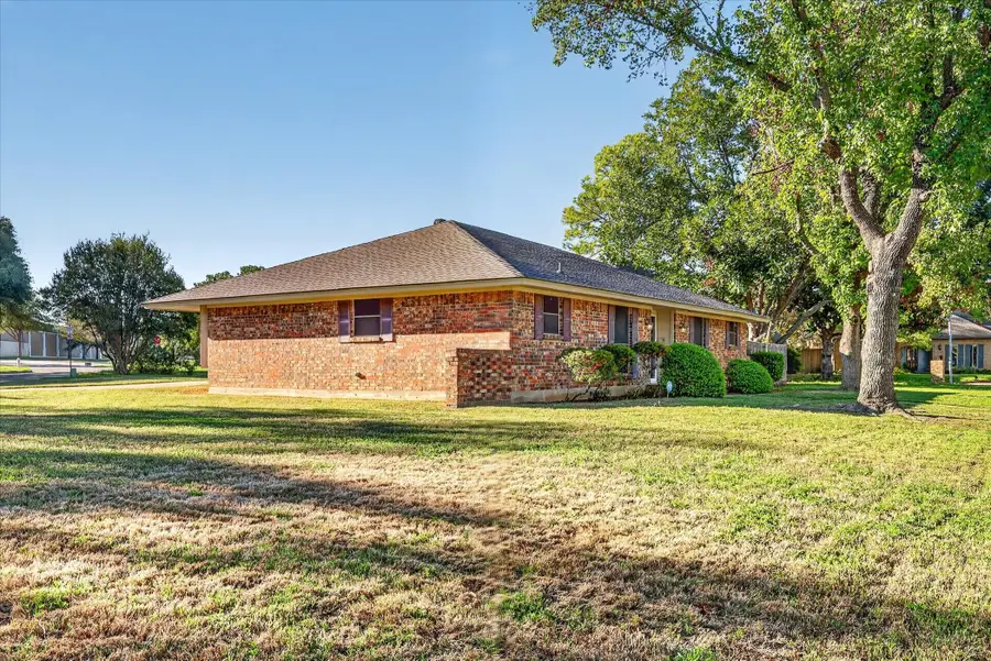 1818 Lakemont Court, Arlington, TX 76013 - #3