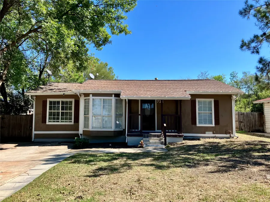 722 Circle Drive, Arlington, TX 76010 - #3
