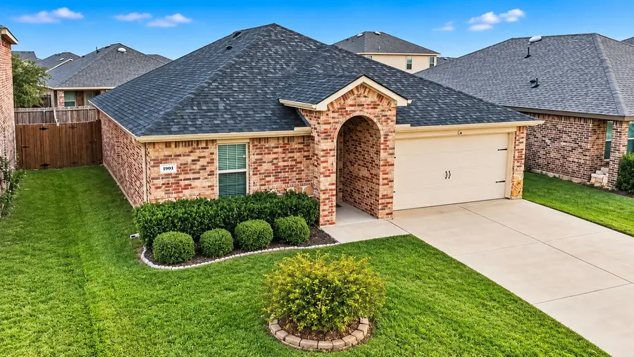 1901 Crimson Avenue, Farmersville, TX 75442 - #2