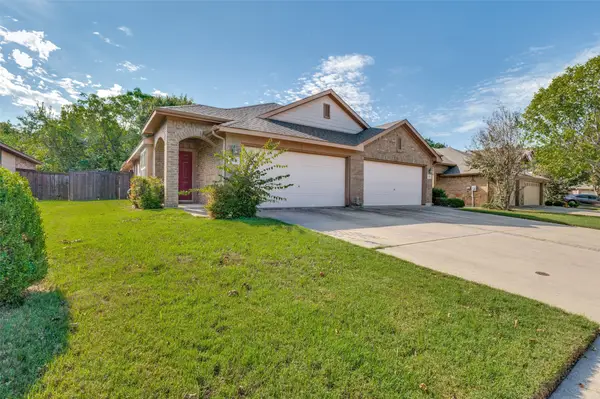 1433 Ravenwood Drive, Mansfield, TX 76063