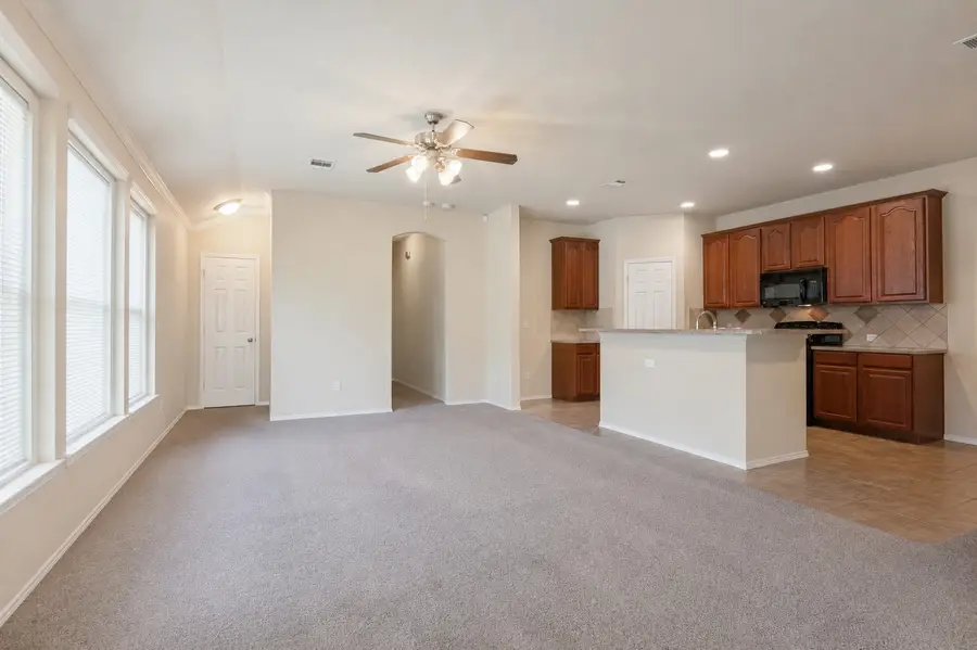 1433 Ravenwood Drive, Mansfield, TX 76063 - #3