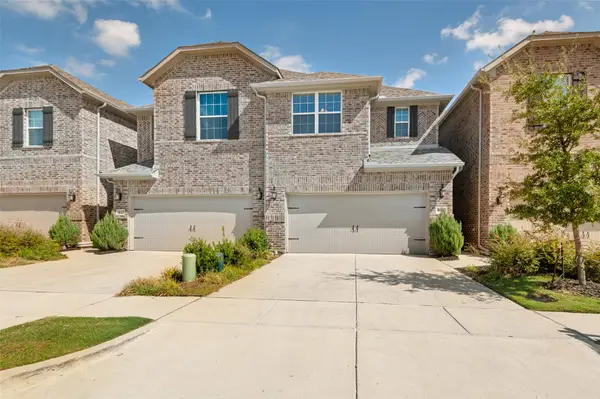 533 Hutchinson Lane, Lewisville, TX 75077