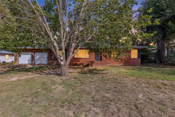 412 N Post Oak Street, Winnsboro, TX 75494