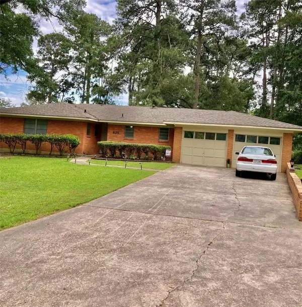 825 Vernal Lane, Shreveport, LA 71118