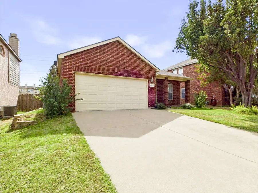 12652 Oakwood Circle, Fort Worth, TX 76040 - #3
