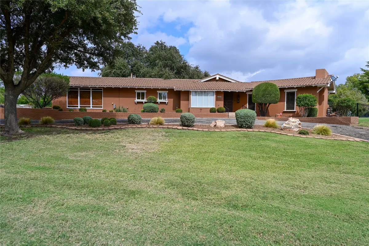 1010 Es 27th, Abilene, TX 79602 - #1
