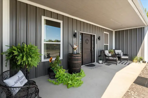 5833 Fm 1652, Grand Saline, TX 75140