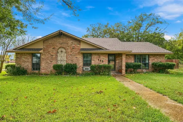 741 S 1st Street, Hewitt, TX 76643