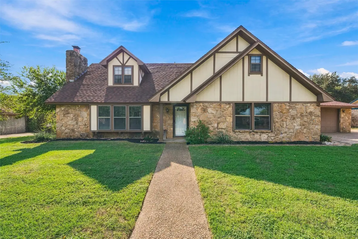 350 Jon Street, Lorena, TX 76655 - #1