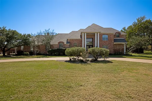 105 Meadow View, Argyle, TX 76226