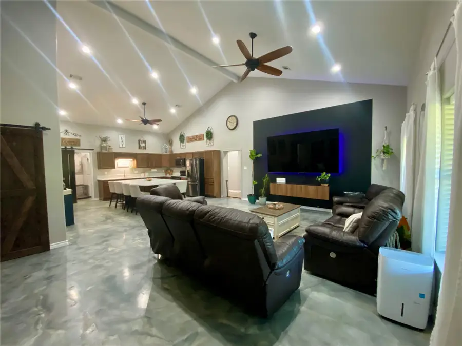382 N Washburn Road, Bells, TX 75414 - #3