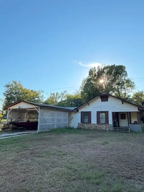 4997 Fm 1001, Cookville, TX 75558
