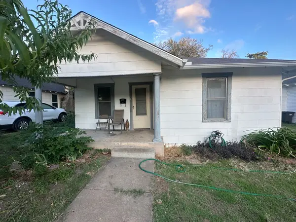 2118 Columbus Avenue, Fort Worth, TX 76164