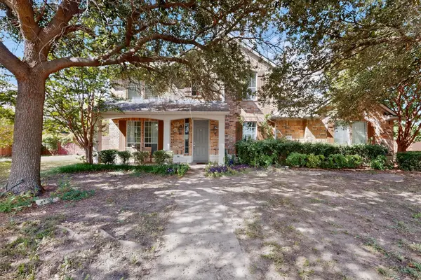 313 Old Mill Road, Sunnyvale, TX 75182