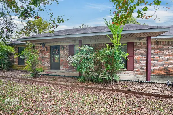 116 Rolling Meadow Lane, Bossier City, LA 71112