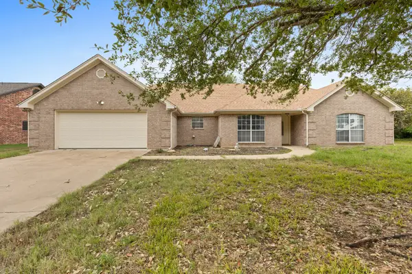 210 River Place W, Gatesville, TX 76528