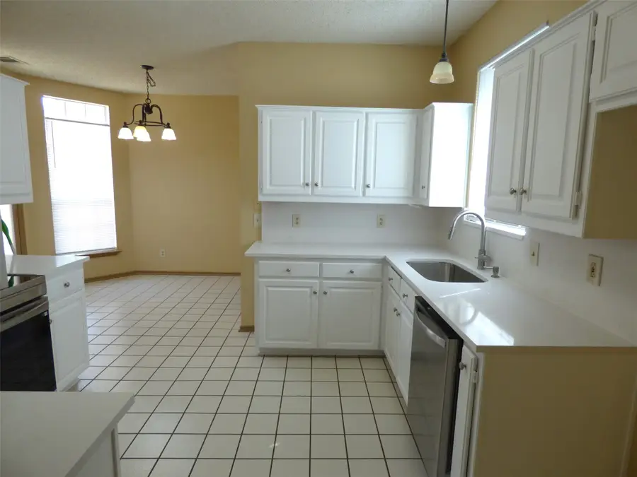 3918 Alto Avenue, Carrollton, TX 75007 - #3