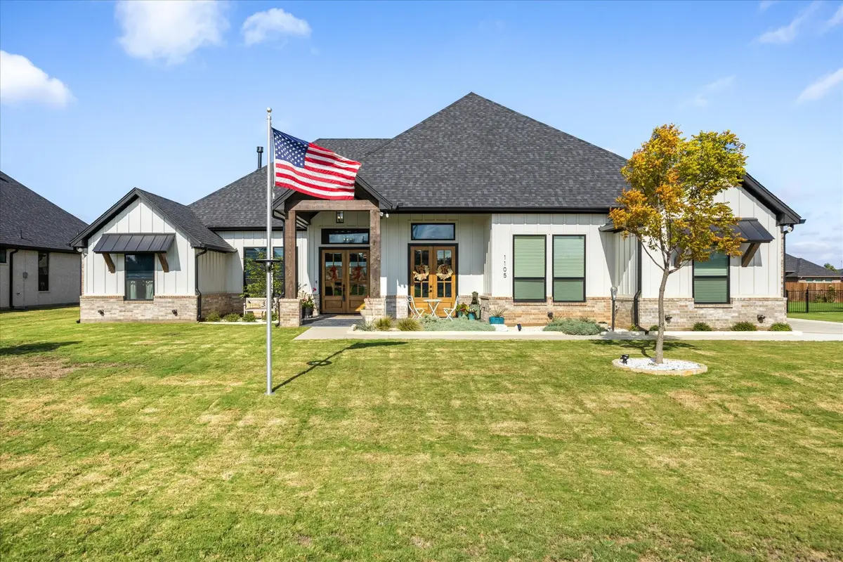1105 Tremont Lane, Granbury, TX 76049 - #1