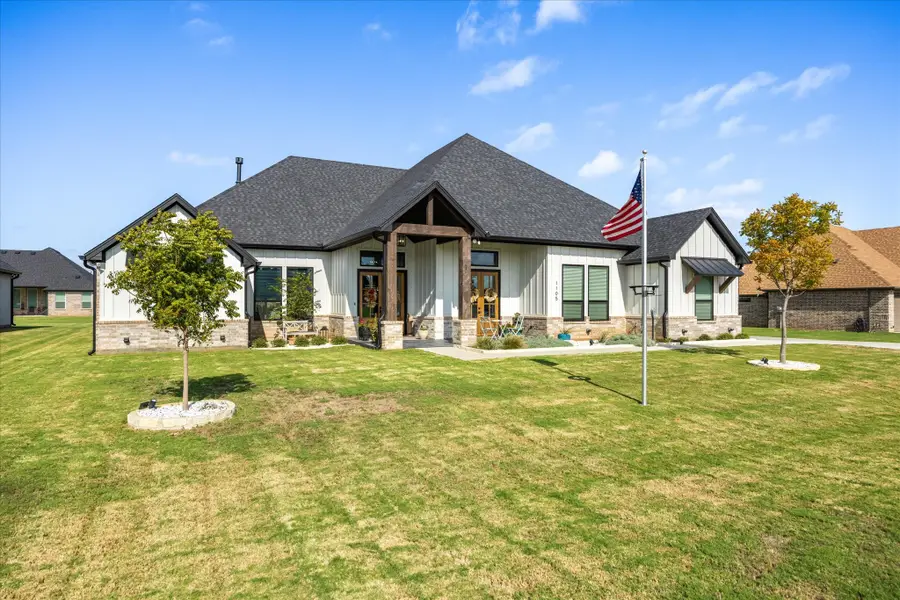 1105 Tremont Lane, Granbury, TX 76049 - #2