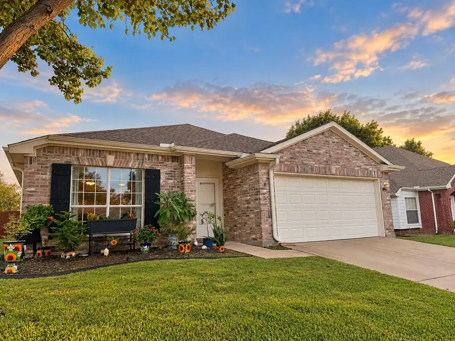 7616 Sunburst Trail, Denton, TX 76210 - #2