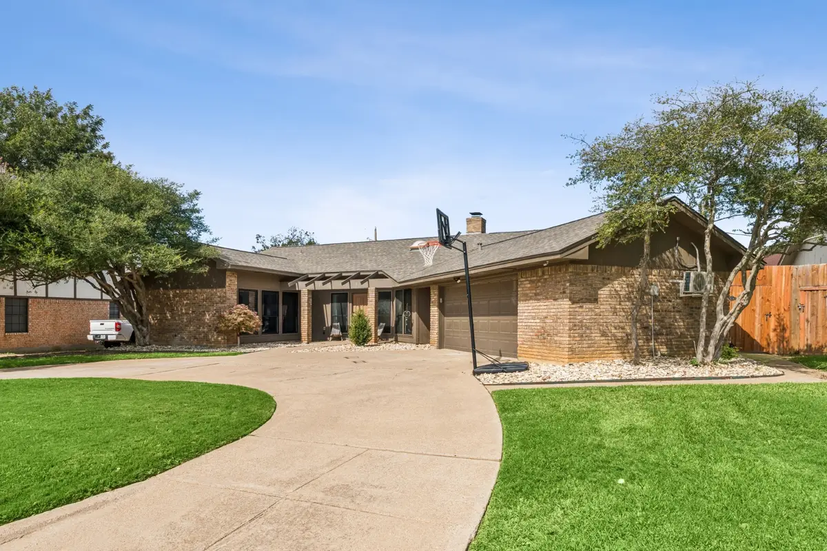 1905 Reverchon Drive, Arlington, TX 76017 - #1
