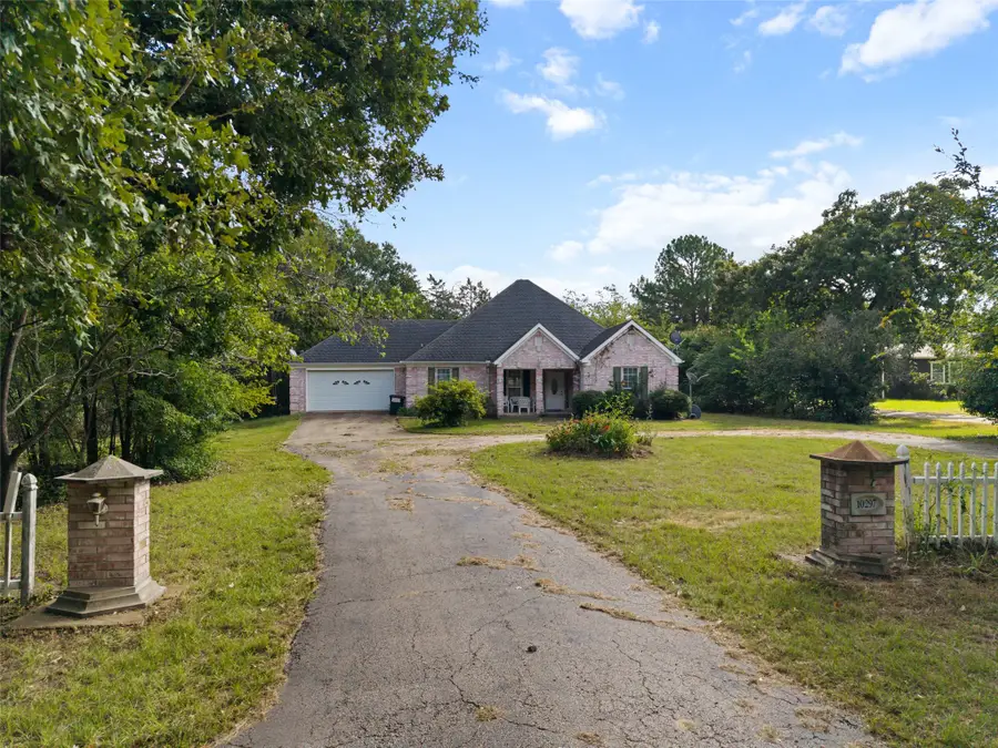 10297 Tealwood Drive, Wills Point, TX 75169 - #2