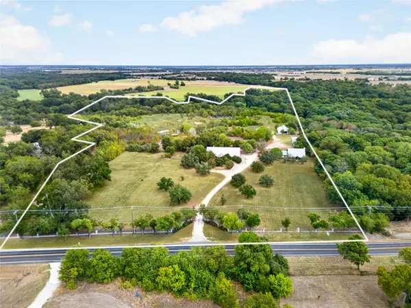 3241 Howard Road, Waxahachie, TX 75165