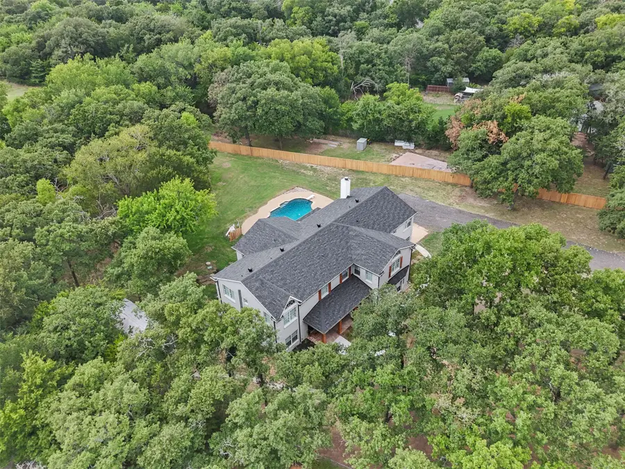 5860 Newt Patterson Road, Mansfield, TX 76063 - #3