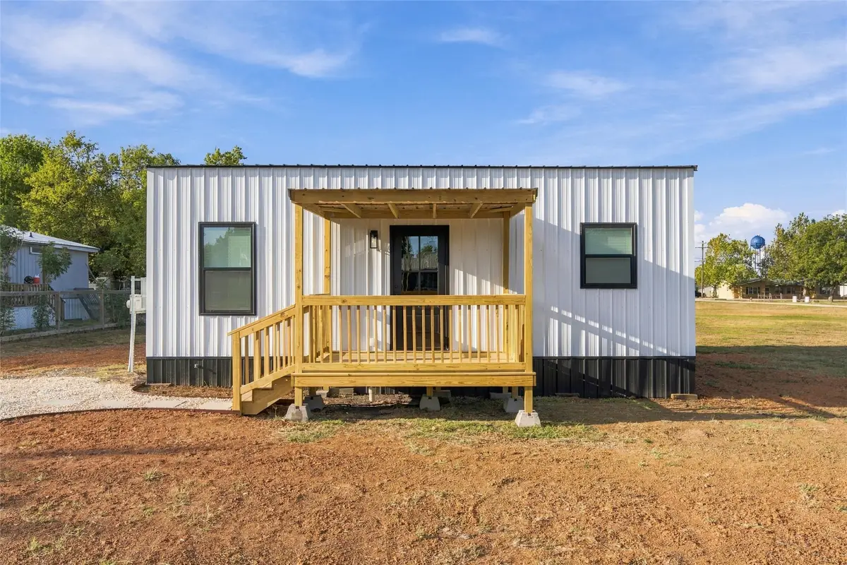 311 S Judge Hailey Drive, Lott, TX 76656 - #1