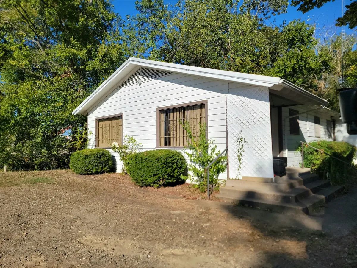 203 S Walnut, Clarksville, TX 75426 - #1