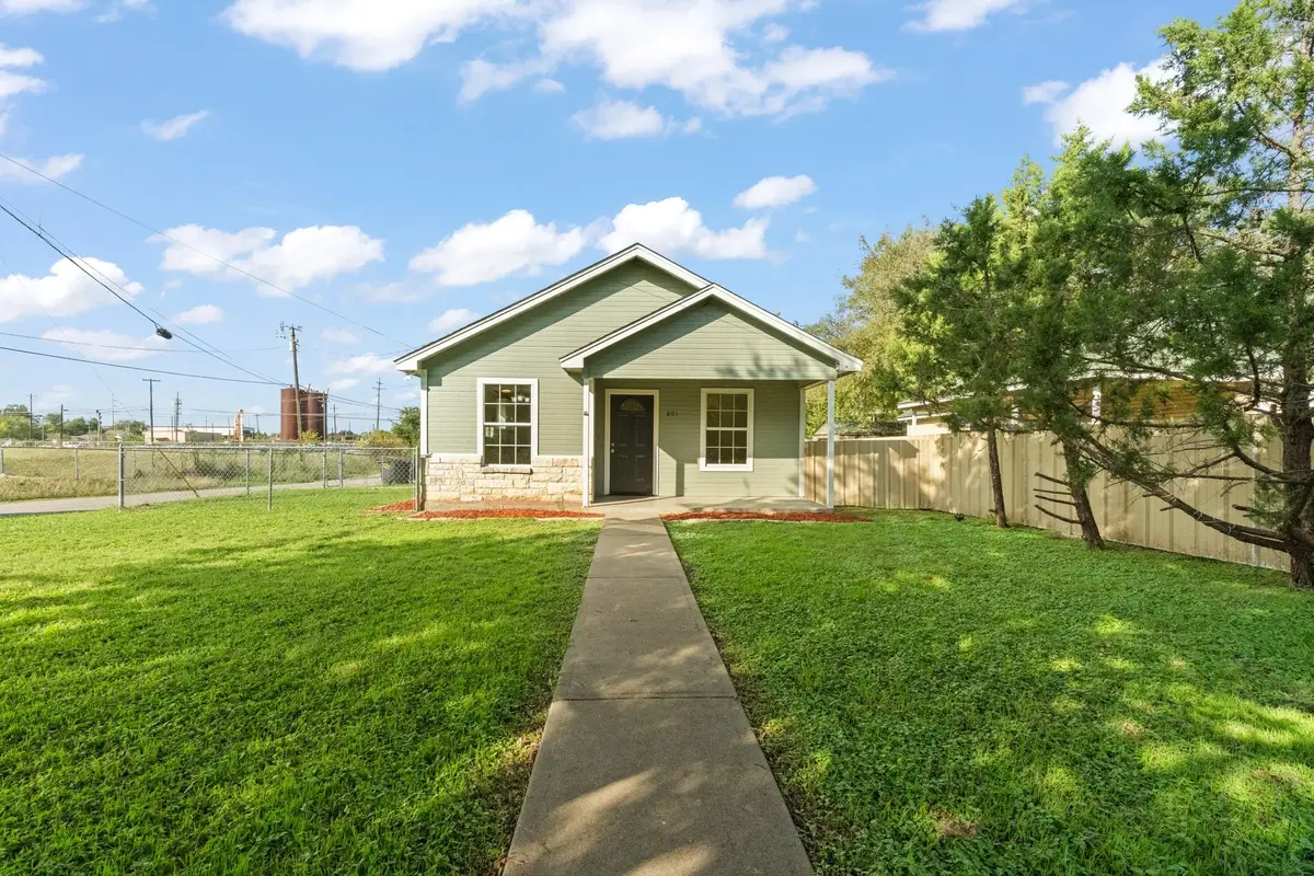 801 Trinity Street, Cleburne, TX 76031 - #1