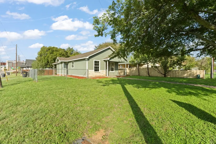 801 Trinity Street, Cleburne, TX 76031 - #2