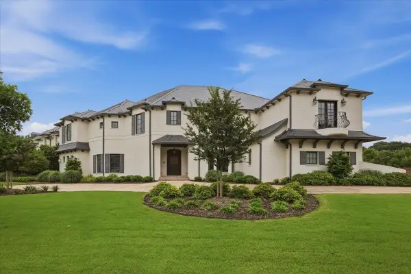 4153 Idlewild Drive, Fort Worth, TX 76107