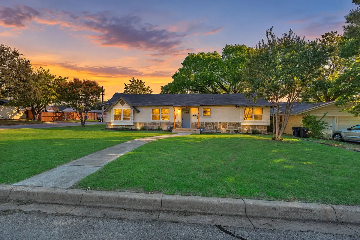 5501 Westcreek Drive, Fort Worth, TX 76133 - #1