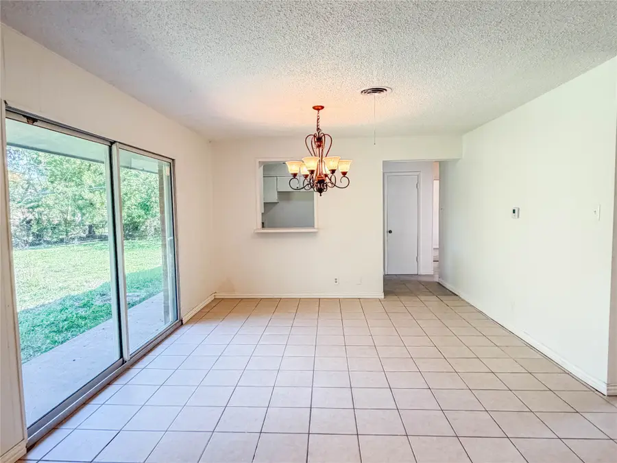 2608 Linda Drive, Ennis, TX 75119 - #3