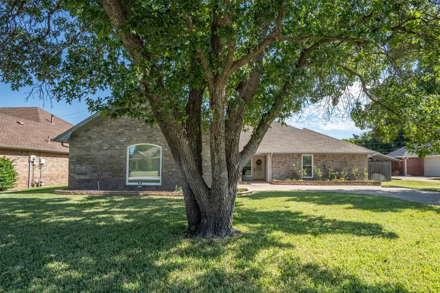 654 Park Lane, Highland Village, TX 75077 - #2