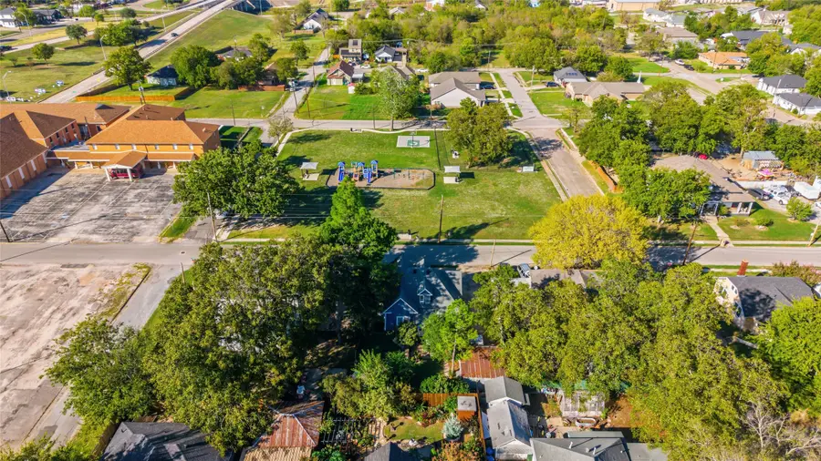2309 Jones Street, Greenville, TX 75401 - #2