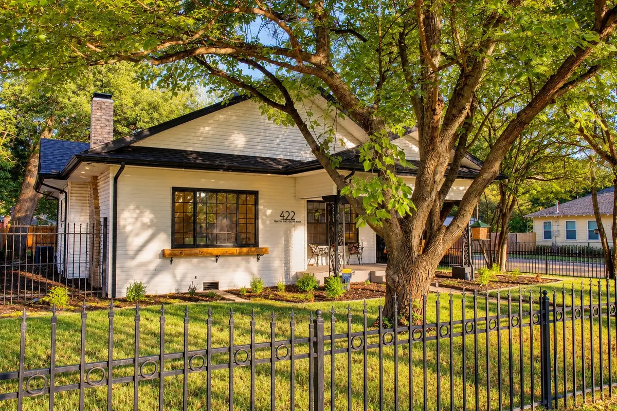 422 S Oak Cliff Boulevard, Dallas, TX 75208 - #1