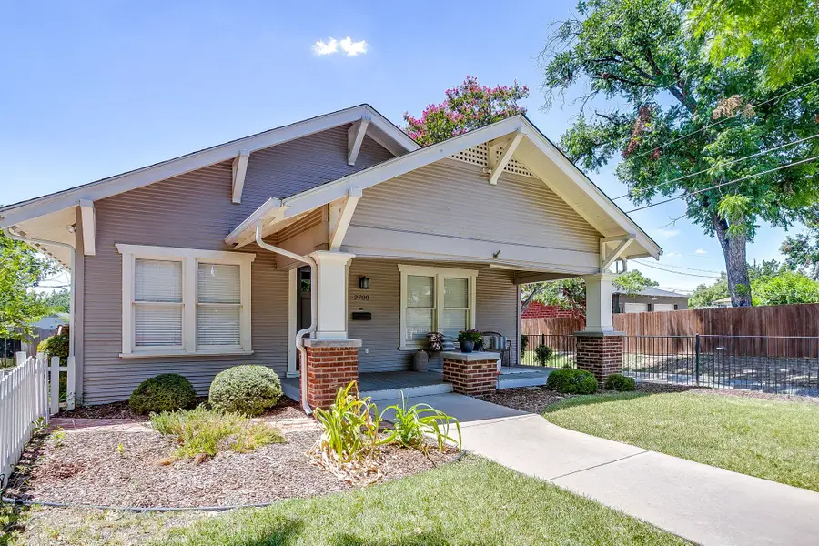 2700 College Avenue, Fort Worth, TX 76110 - #2