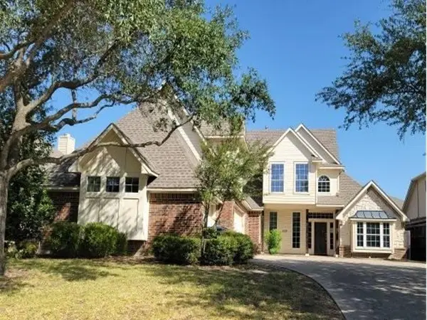 609 Green Apple Drive, Garland, TX 75044