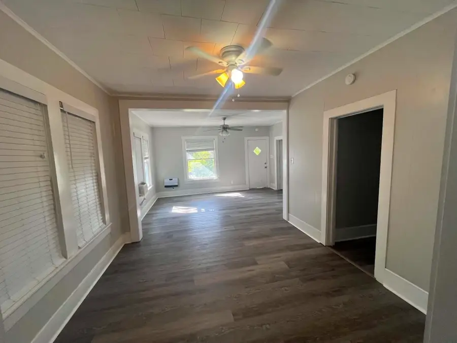 1607 Avenue I, Brownwood, TX 76801 - #3