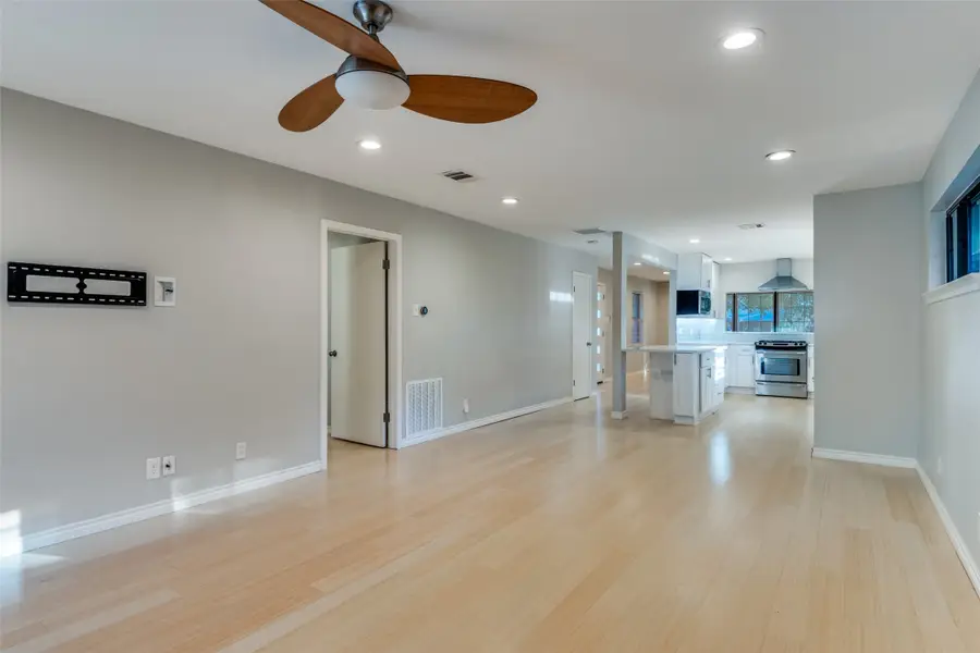 10665 Lake Haven Drive, Dallas, TX 75238 - #2