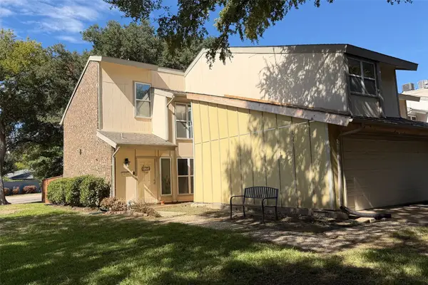2994 Buttonwood Drive, Carrollton, TX 75006
