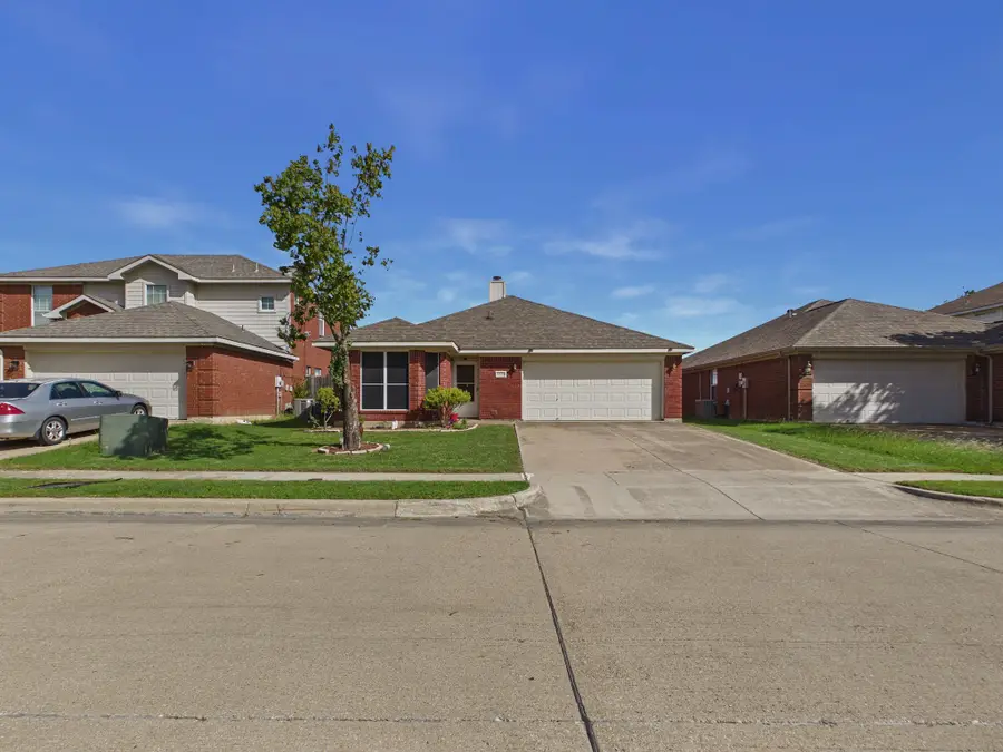 2332 Rushing Springs, Fort Worth, TX 76118 - #3